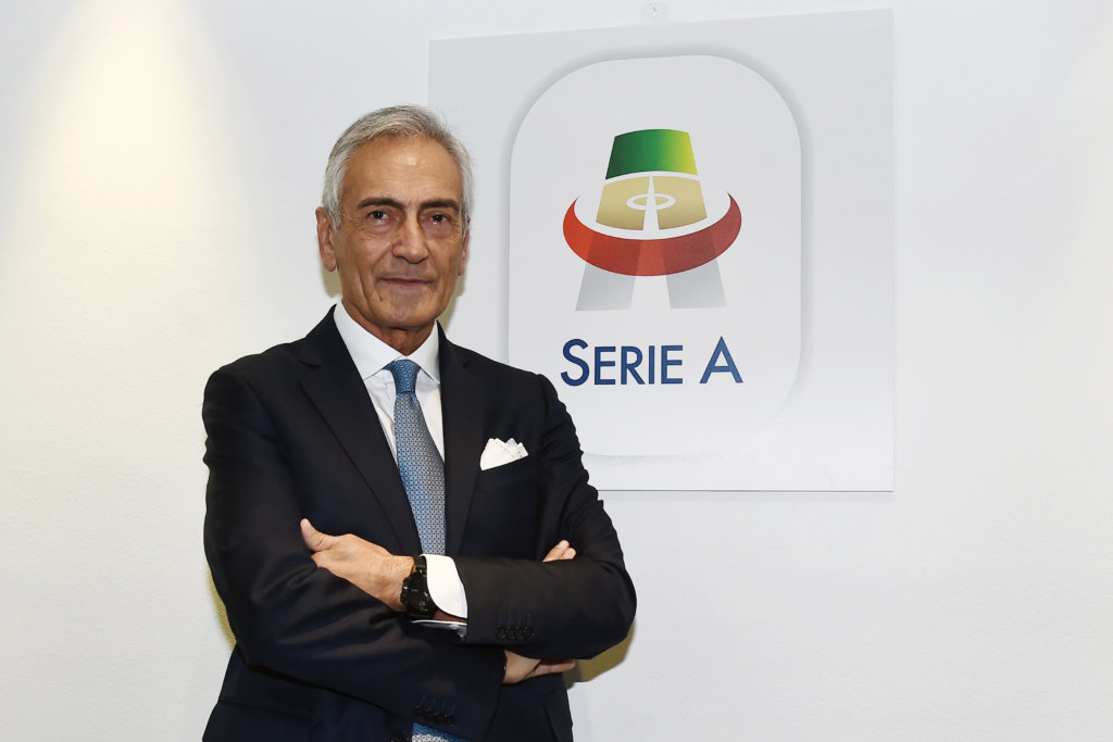 Gravina spinge per la riapertura degli stadi