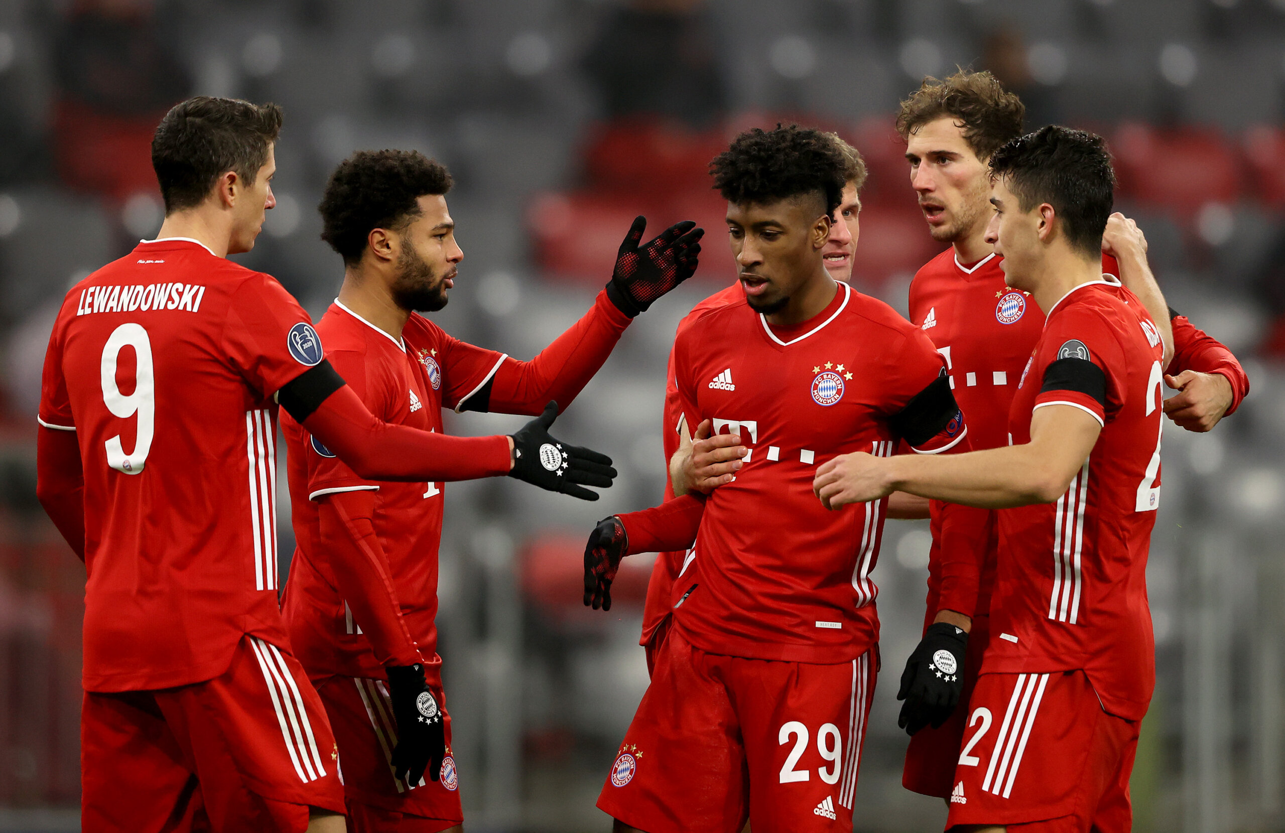 Il Bayern domina solitario il Girone A. Quarta vittoria in quattro partite, e qualificazione agli ottavi raggiunta. Photo Alexander Hassenstein via Getty Images