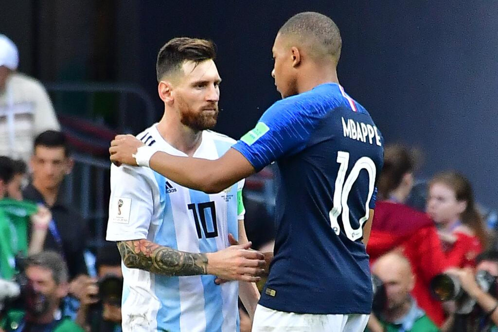 Leonardo: “Idee più chiare sul rinnovo di Mbappé, rispetto per Messi”