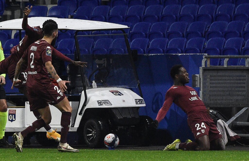 Ligue 1, che tonfo del Lione: perde partita e primato