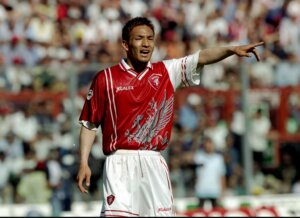 Hidetoshi Nakata con la maglia del Perugia