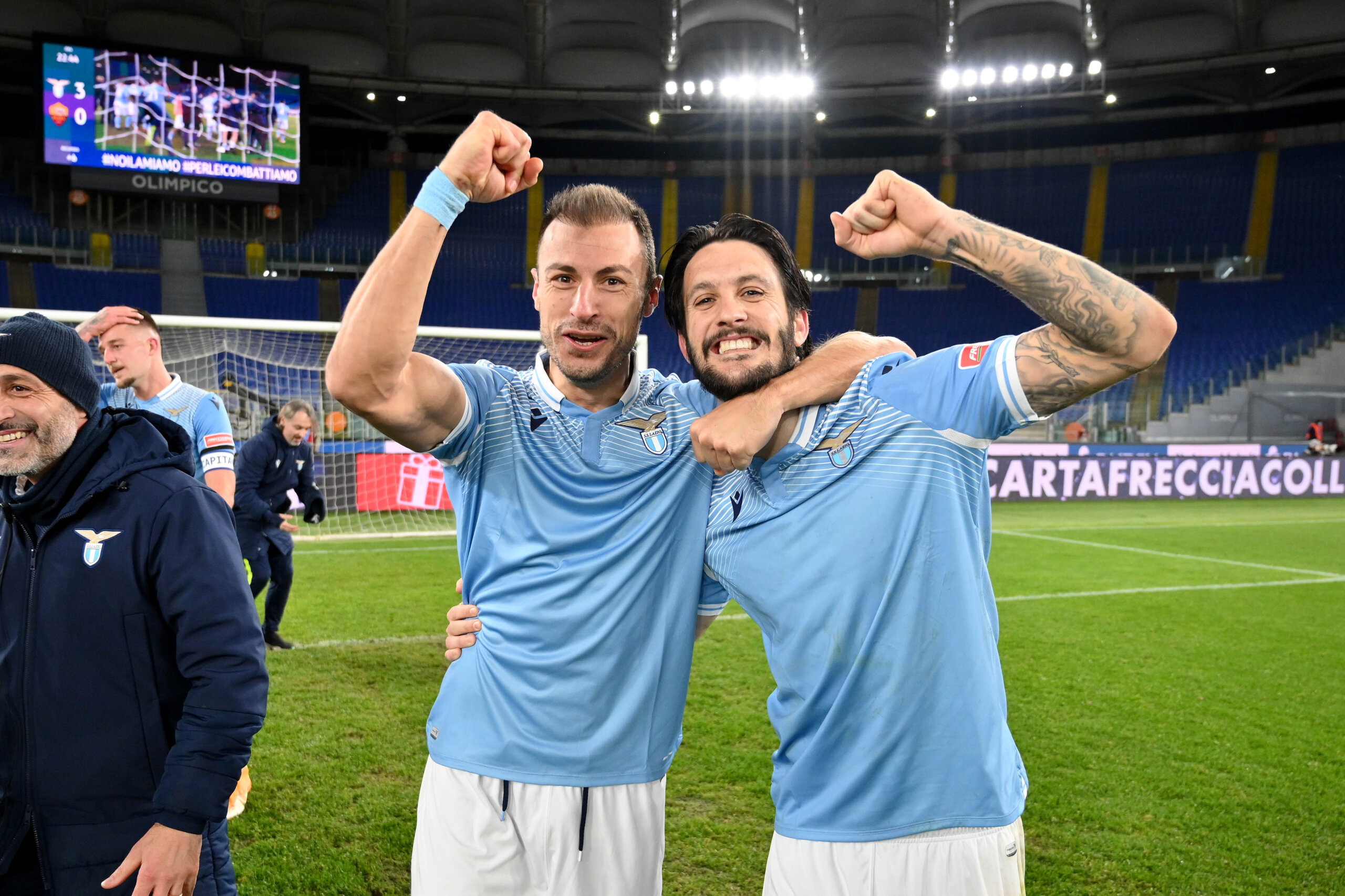 Radu e Luis Alberto festeggiano la vittoria