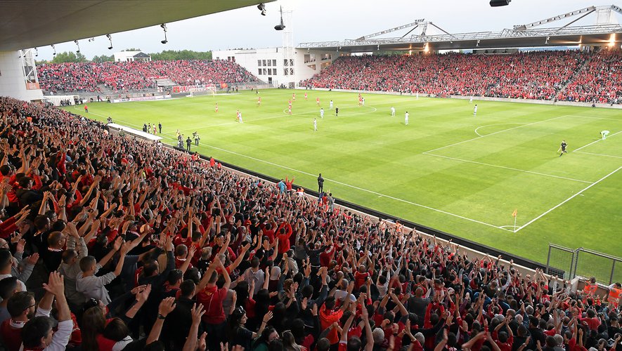 Nîmes, lo Stade des Costières