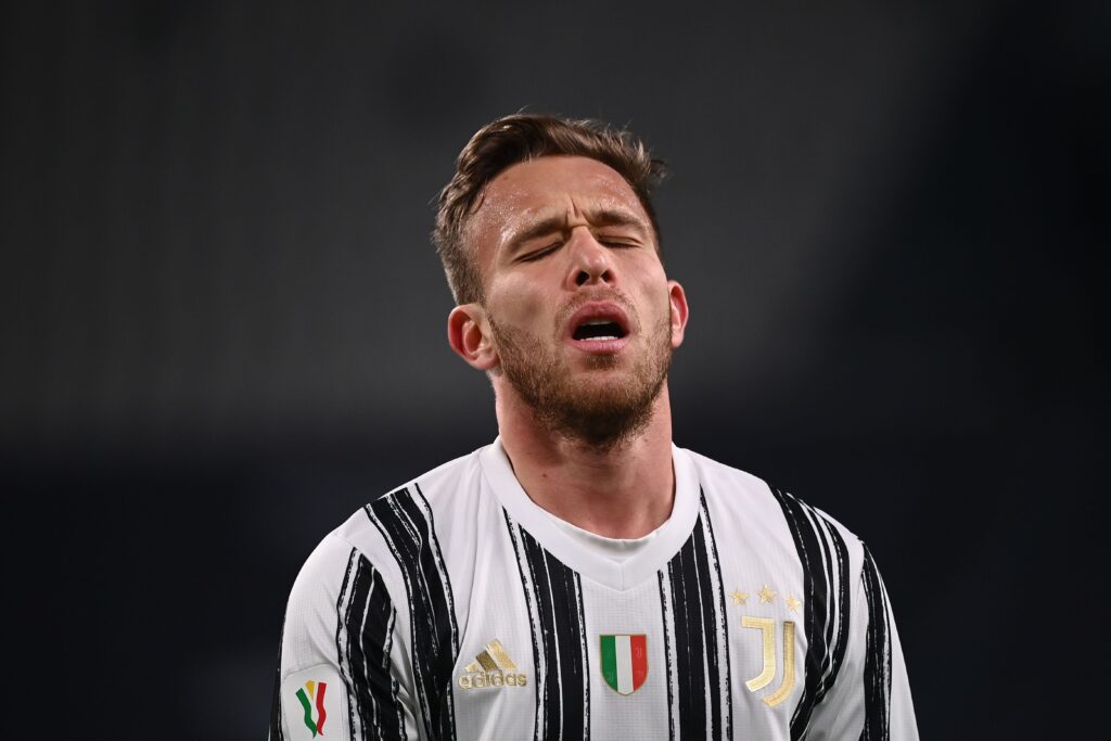 Juventus, Arthur vuole tornare col Porto: niente intervento chirurgico?