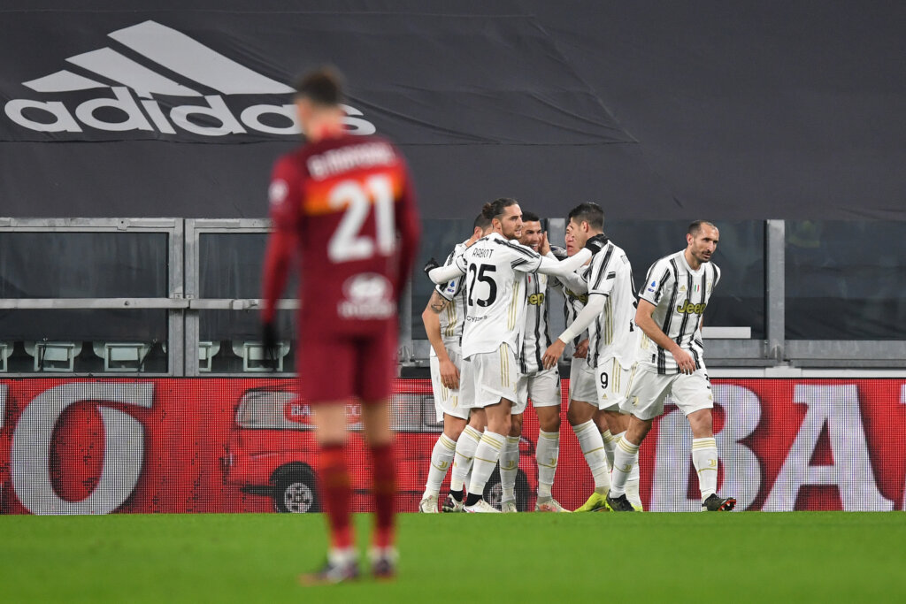 Juventus-Roma 2-0, Ronaldo e un autogol lanciano i bianconeri