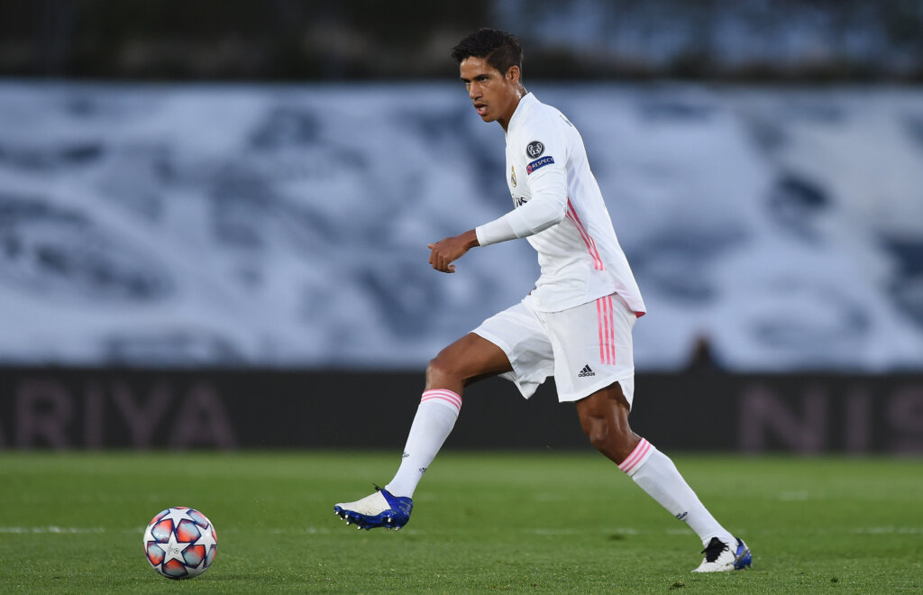 Real Madrid, lascia anche Varane? L’indiscrezione dalla Spagna