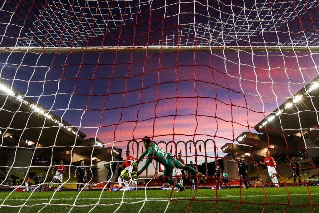 Ligue 1, futuro a 16 squadre per salvare le casse dei club?