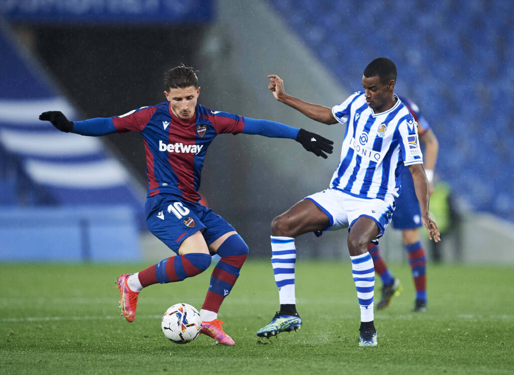 LaLiga, la Real Sociedad batte di misura il Levante e vede la Champions