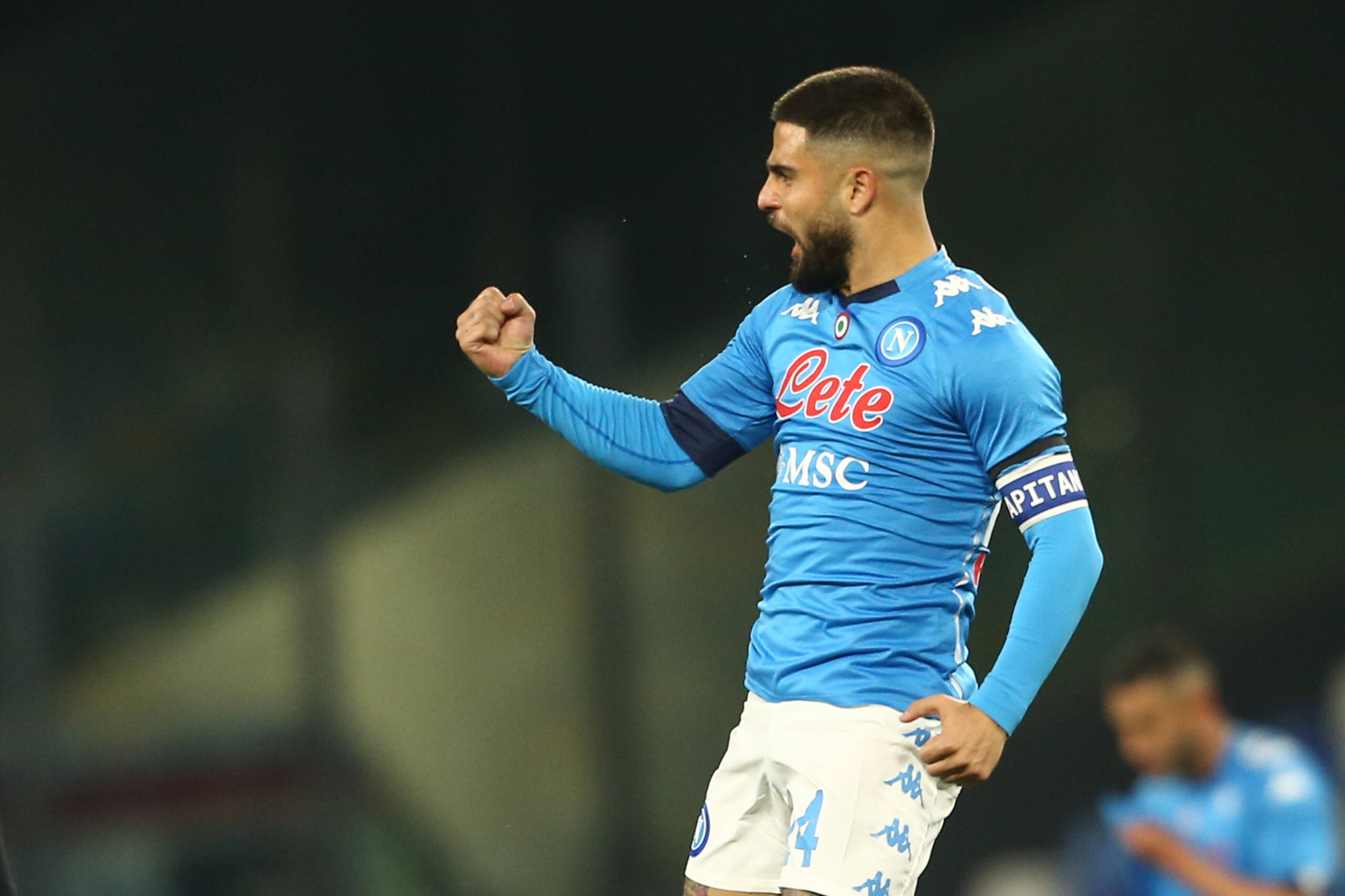 Insigne in formato Europeo