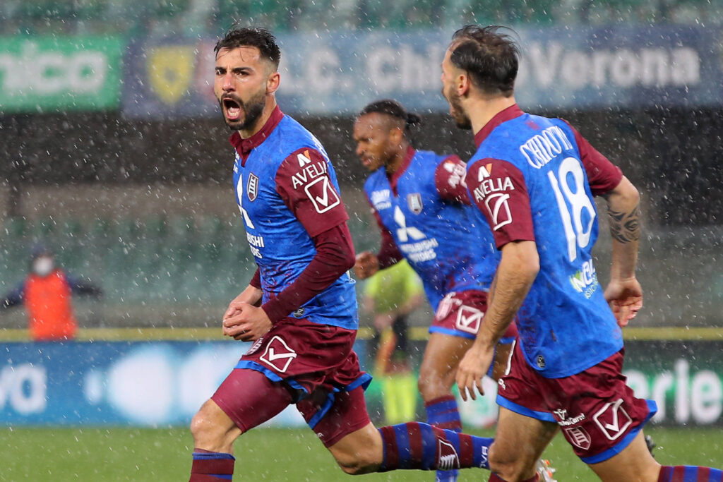 Serie B, il Chievo batte 2-0 il Pisa e si avvicina alla zona playoff
