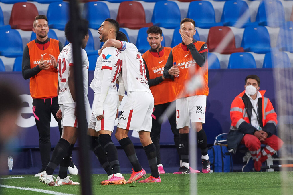 Liga, il Siviglia è secondo. Vince l’Osasuna, pari del Betis