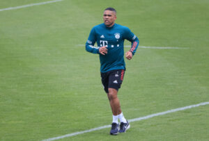 Douglas Costa