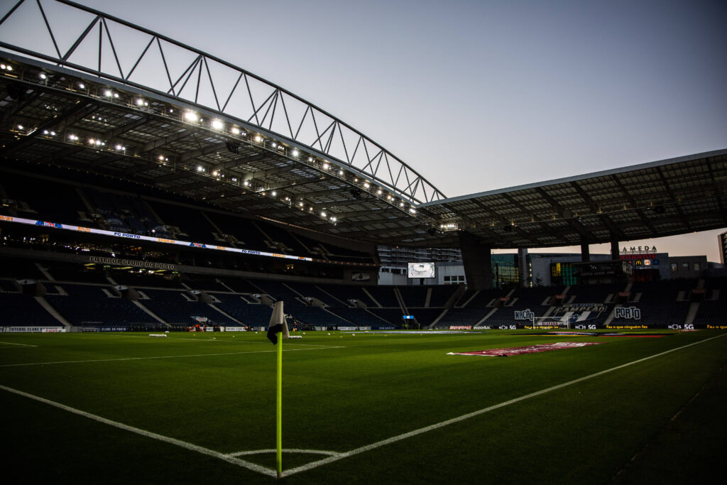Champions League, finale a Porto. Domani l’annuncio?