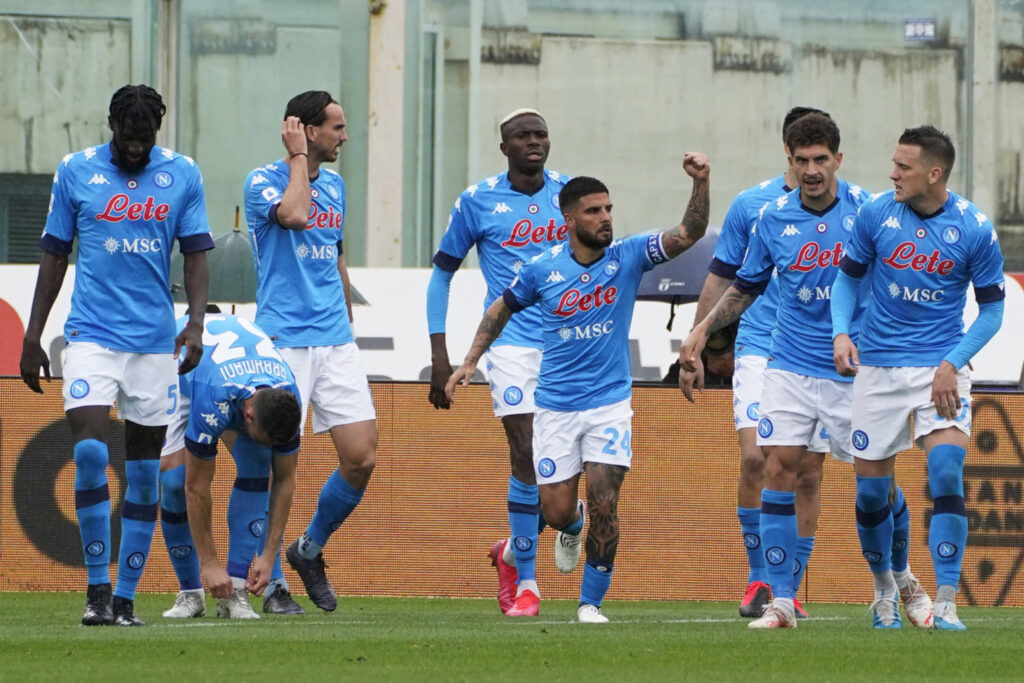Il Napoli vola, il Benevento inizia a perdere le speranze