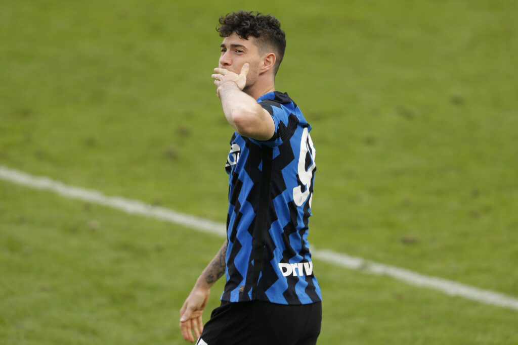 Inter, agente di Bastoni: “Trovato l’accordo, manca solo la firma”