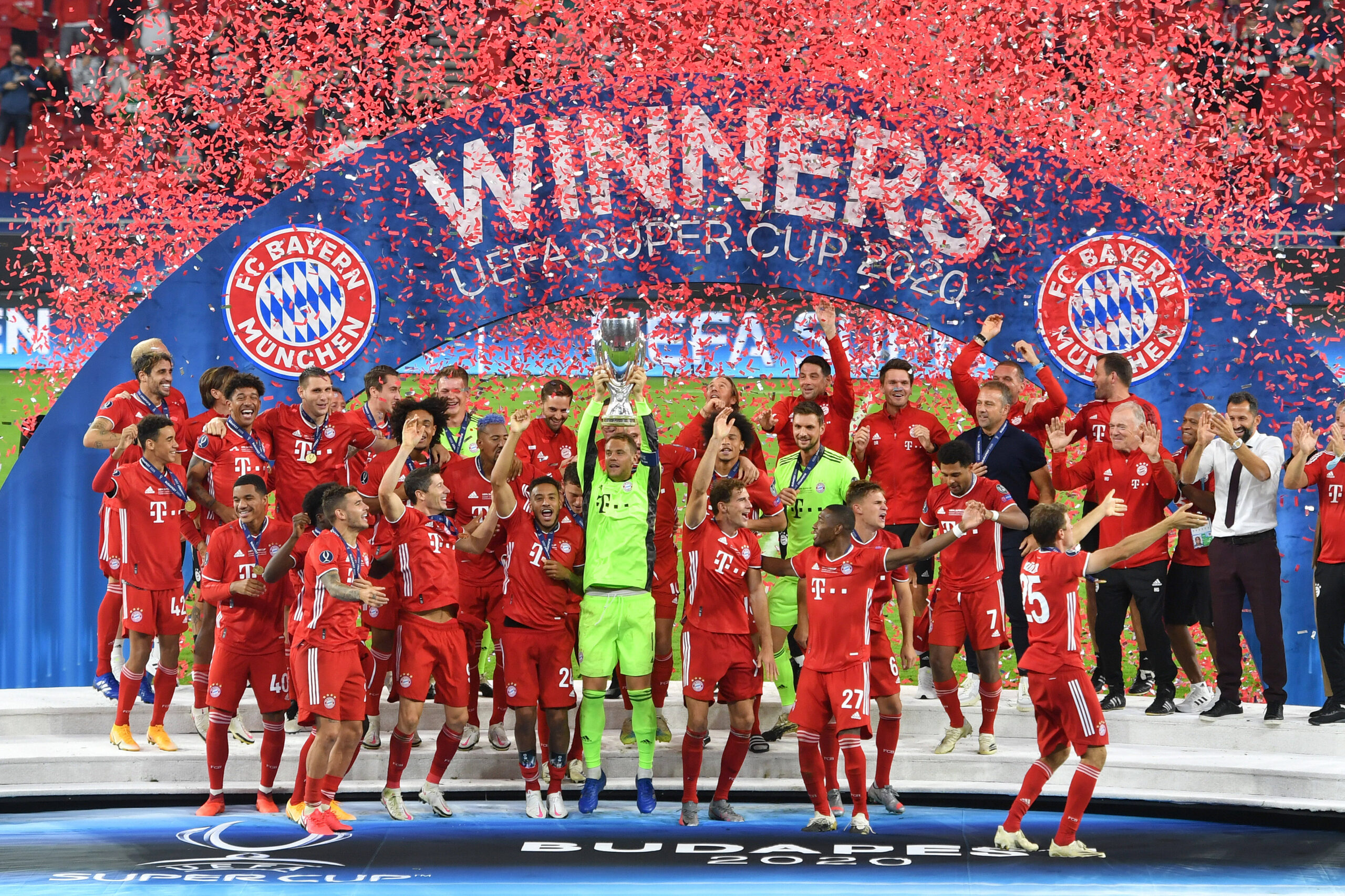 Bayern Monaco a cinque stelle