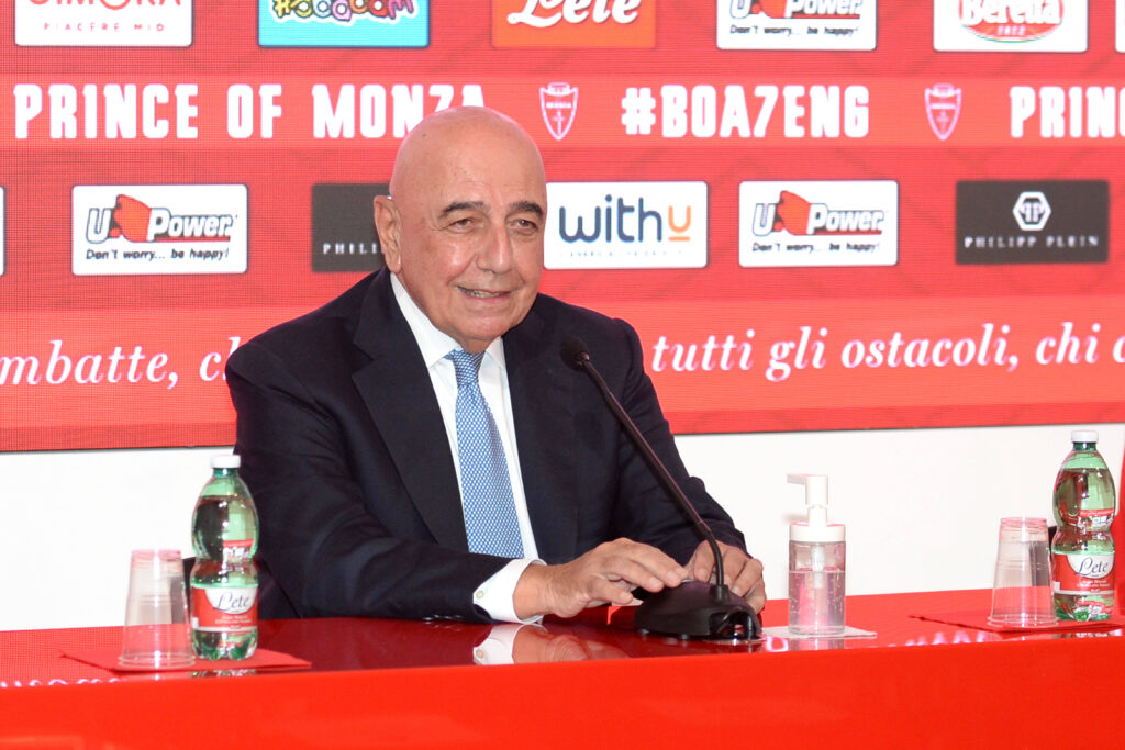 Salernitana-Monza, tifosi granata contro Adriano Galliani