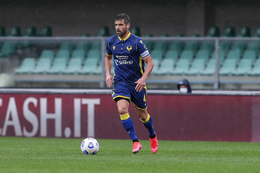 Verona, è ufficiale il rinnovo di Veloso fino al 2022