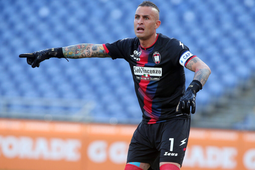 Inter, è ormai fatta per Cordaz: il portiere arriva dal Crotone