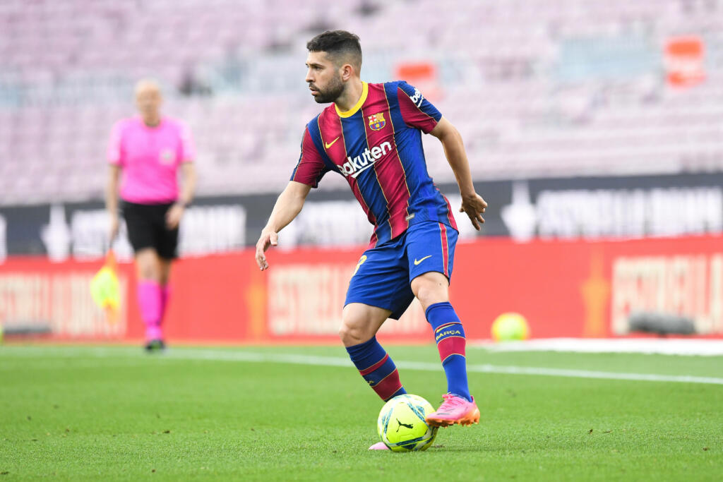 Mercato Inter: obiettivo Jordi Alba. Possibile scambio con un top player