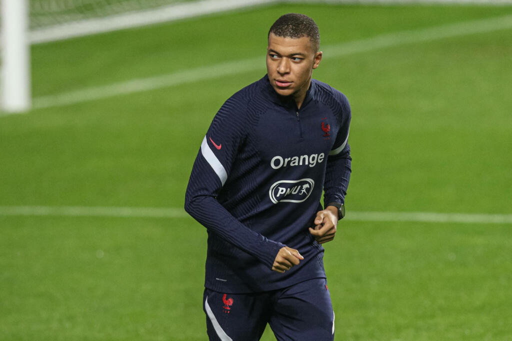 Perez e il colpo Mbappé: “E’ uno dei migliori ed i tifosi si fidano di me”
