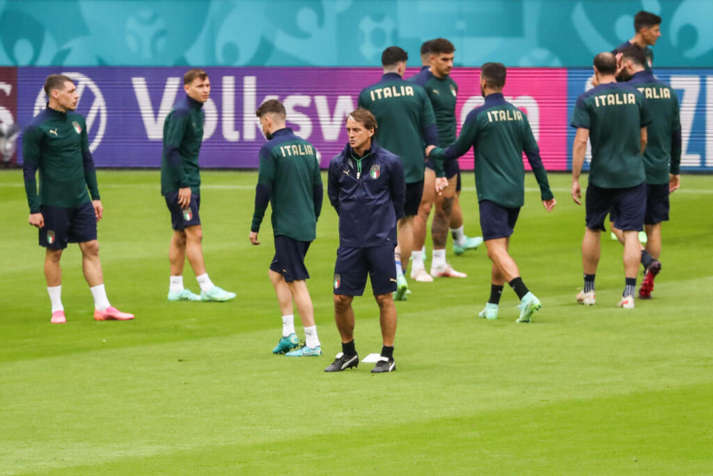 Casa Italia, azzurri atterrati a Londra. Sale l’attesa per la finalissima