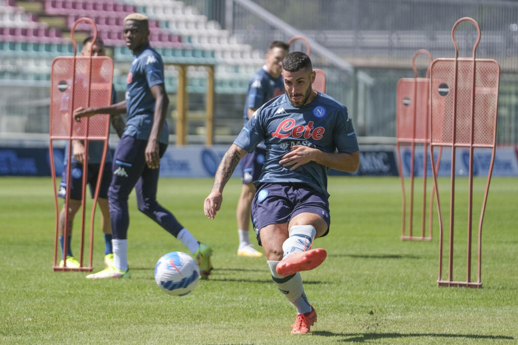 Napoli, ufficiali le cessioni di Tutino e Luperto a Parma ed Empoli