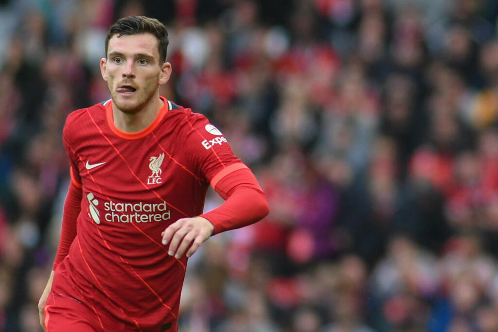 Liverpool, distorsione alla caviglia per Andy Robertson