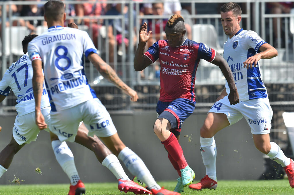 Ligue 1, il Clermont sogna lo storico tris con il Lione
