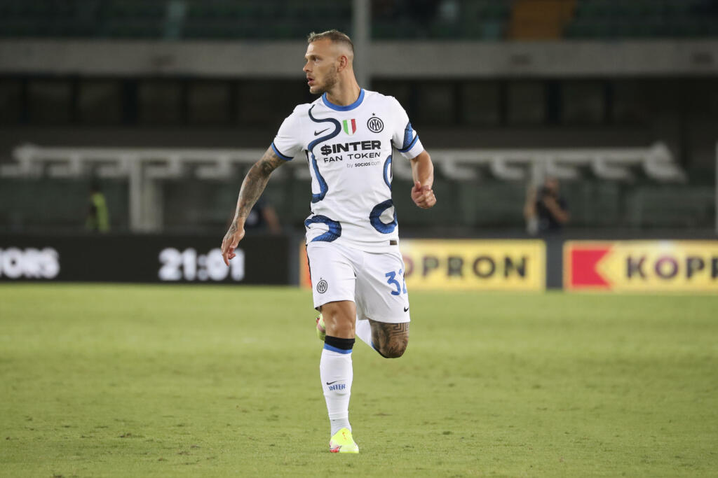 Inter, Inzaghi inizia a puntare su Dimarco che può ricevere l’eredità di Perisic