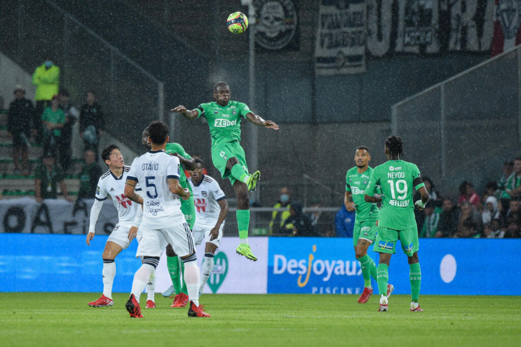 Ligue 1, Saint-Etienne-Bordeaux 1-2: prima vittoria per i girondini