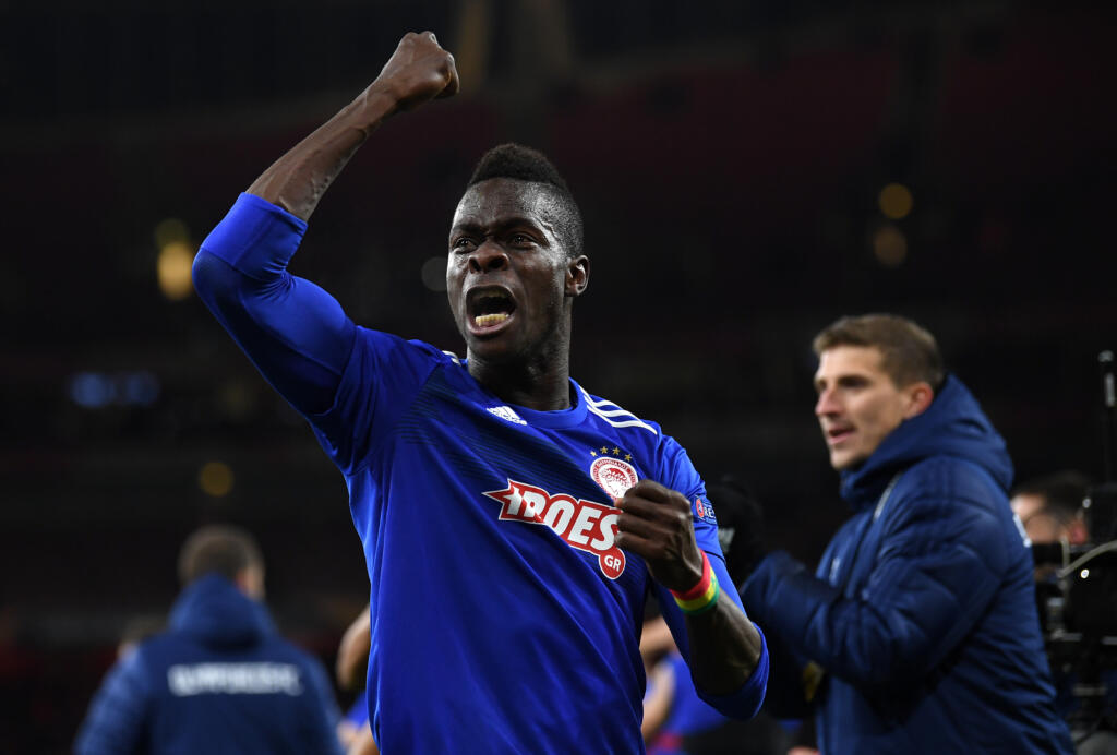Liverpool, Reds in pole per Cisse. Sullo sfondo Arsenal ed Everton