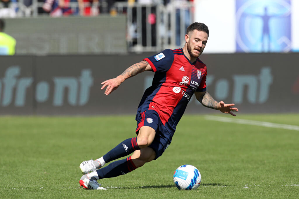 Cagliari, Nandez si ferma e Strootman ancora a parte: cosa filtra per la Roma