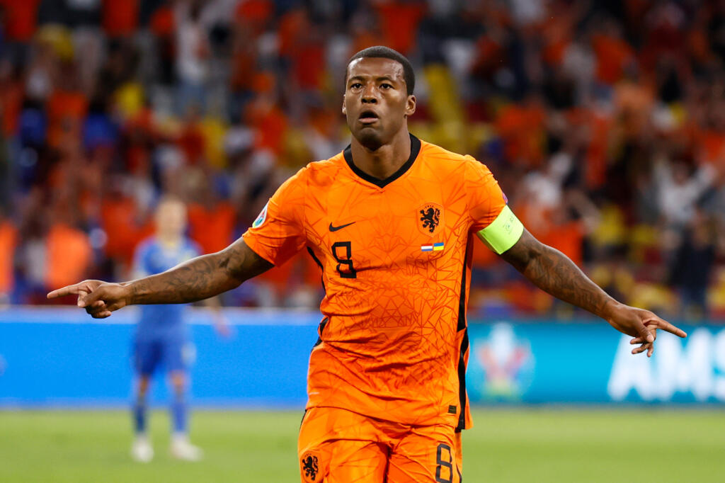 Psg, Wijnaldum sbotta: “Al Psg non sono felice”