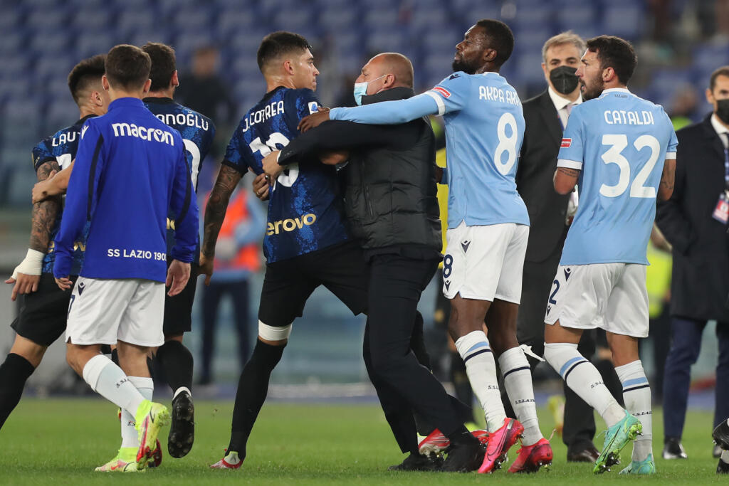 Inter, Correa: “Il mio amico Luiz Felipe ha sbagliato gesto e momento”