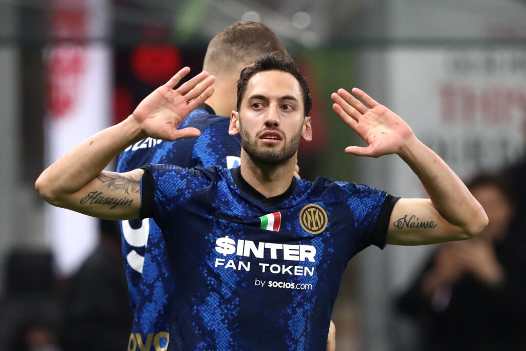 Milan-Inter, Calhanoglu è il quarto ex a segnare al primo Derby di Milano