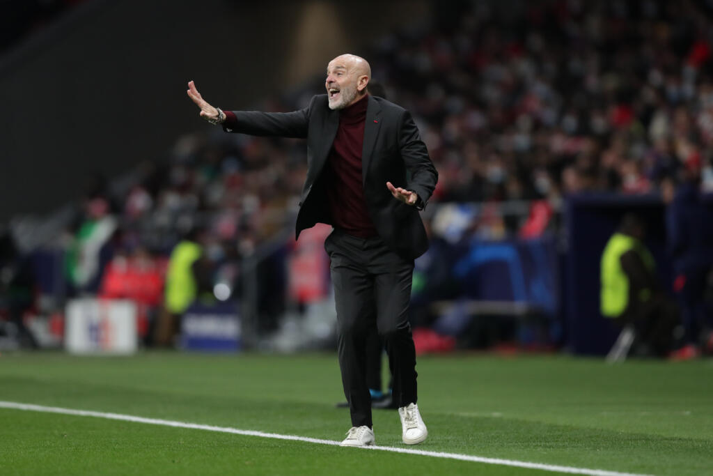 Milan, Pioli: “Domani gioca Maignan. Dovremo essere compatti”