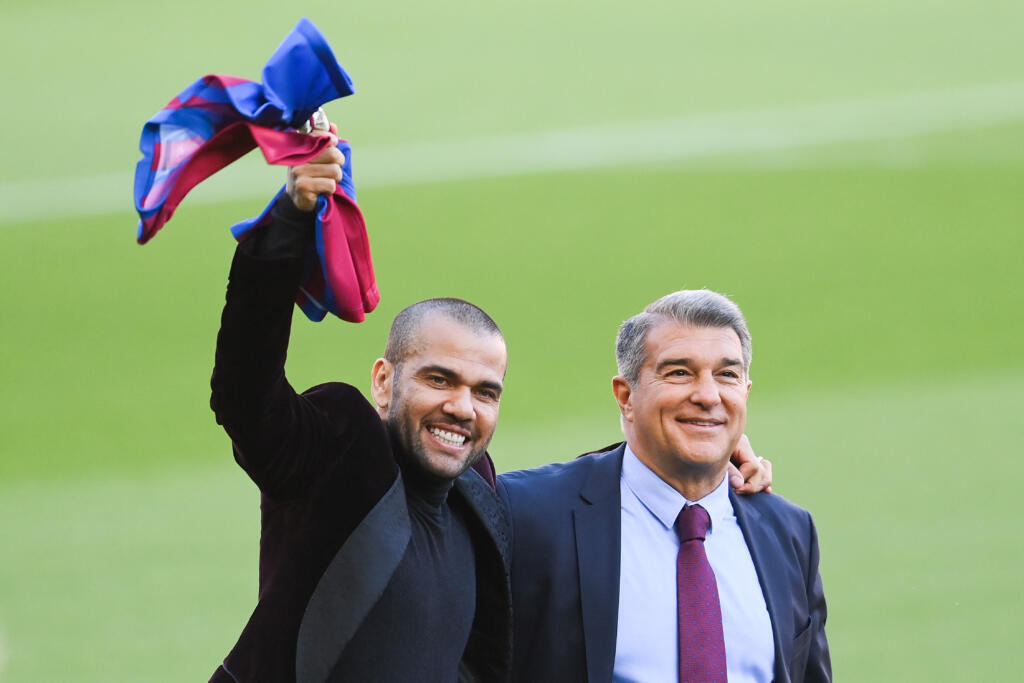 Barcellona, Laporta: “Haaland e Mbappe non arriveranno, è rischioso”