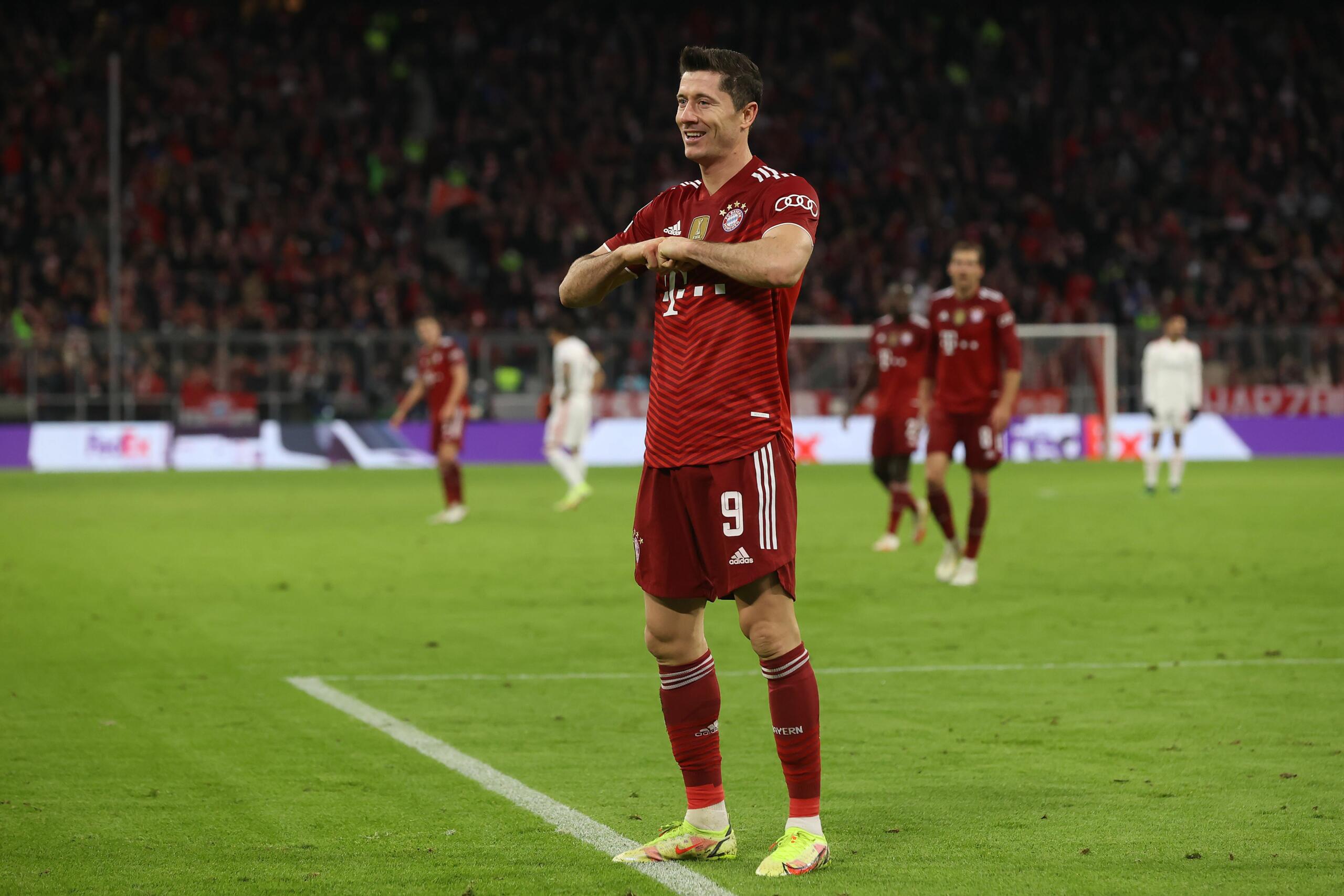 Lewandowski, segnati più di 60 gol in un anno solare non accadeva dal 2014 CIP Lewandowski, segnati più di 60 gol in un anno solare non accadeva dal 2014 CIP