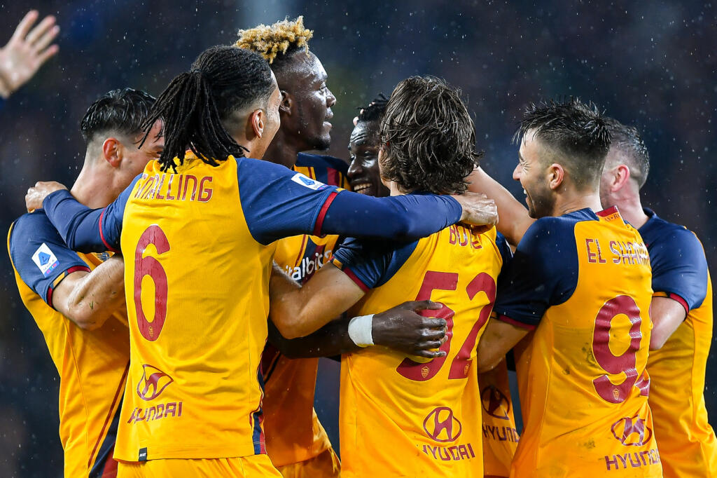 Genoa-Roma 0-2: sotto il diluvio, doppietta del 18enne Felix Afena-Gyan