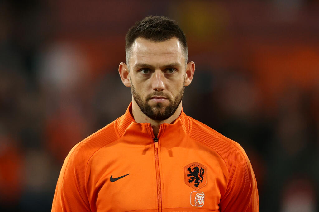 Inter, De Vrij lascia il ritiro della nazionale olandese