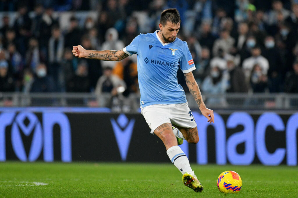 Lazio, Acerbi: “A volte siamo disattenti, ma domani dobbiamo vincere”