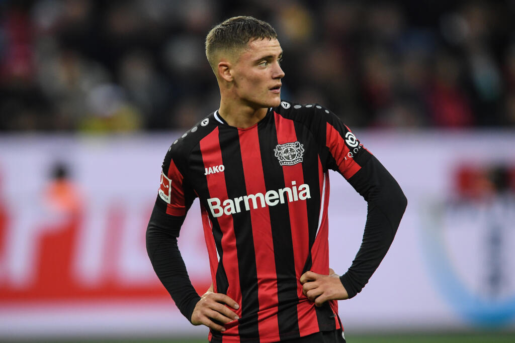 Manchester United pazzo di Wirtz ma il Leverkusen spara alto