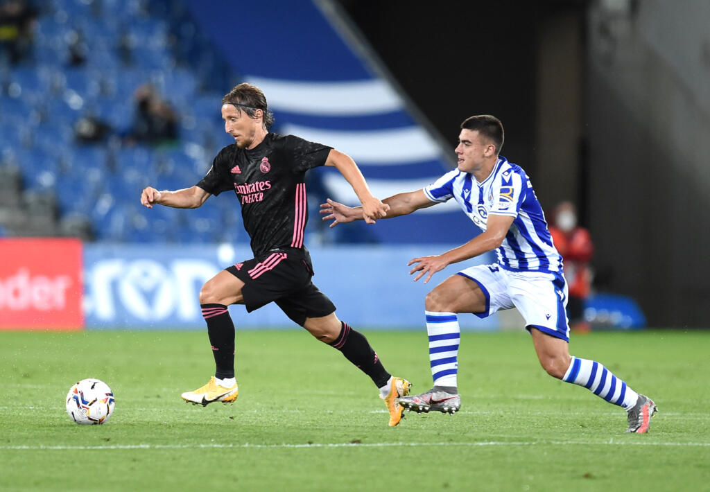 Real Sociedad-Real Madrid, la sfida al vertice del 2003