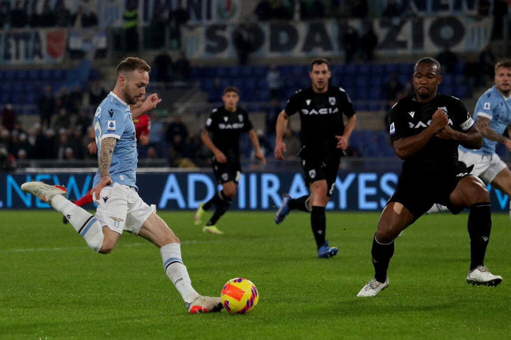 Lazio-Udinese: segna Beto e i tifosi contestano la squadra