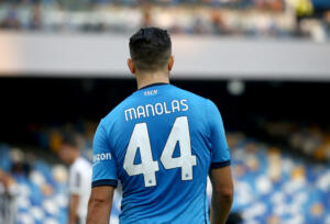 Manolas