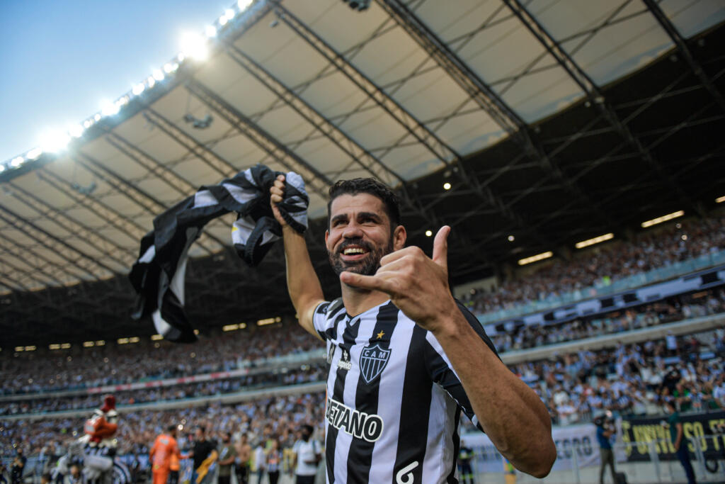 Salernitana, Sabatini scatenato sul mercato: contatti con Diego Costa e Pastore