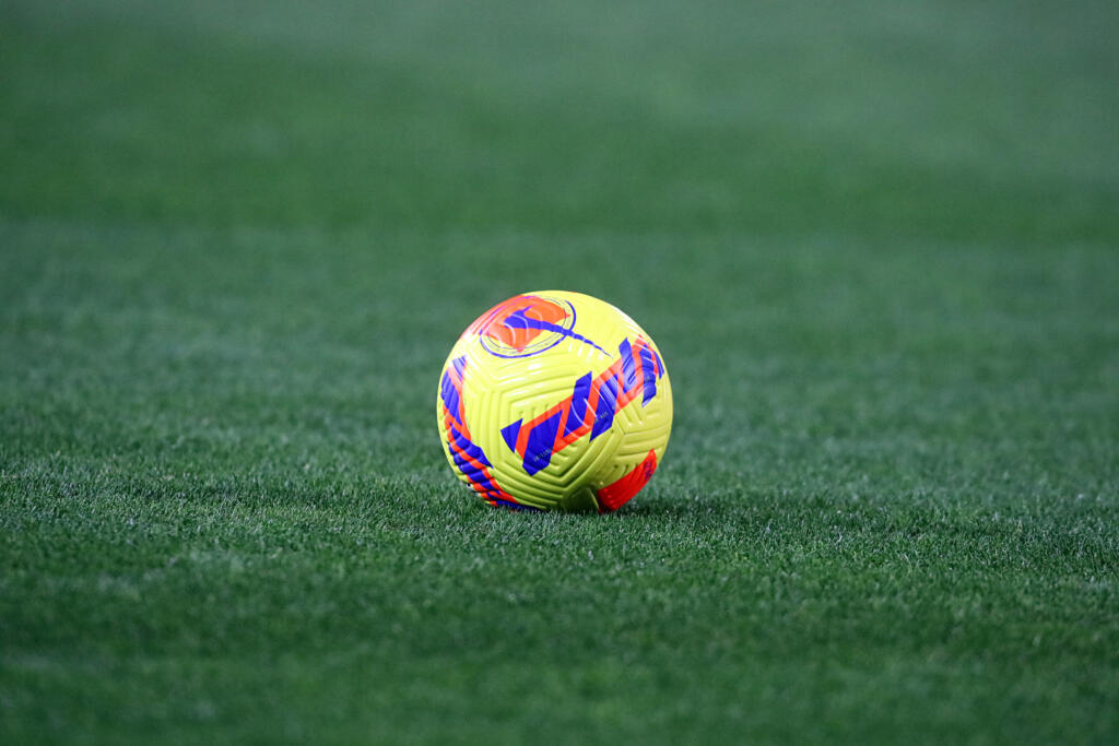 Serie A, nuovo protocollo Covid: stop con 35% positivi