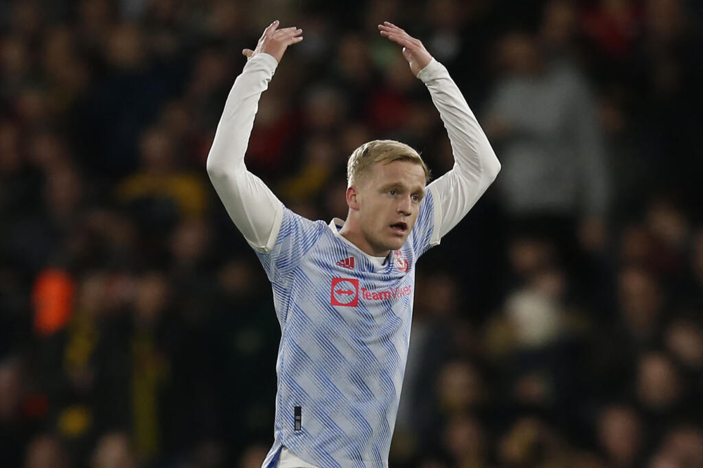 Manchester United, Van de Beek deciderà presto il suo futuro