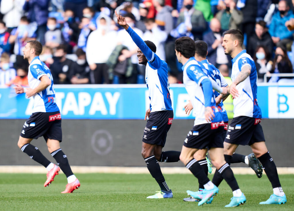 Liga, colpo Alaves: vittoria per 2-1 sul Valencia